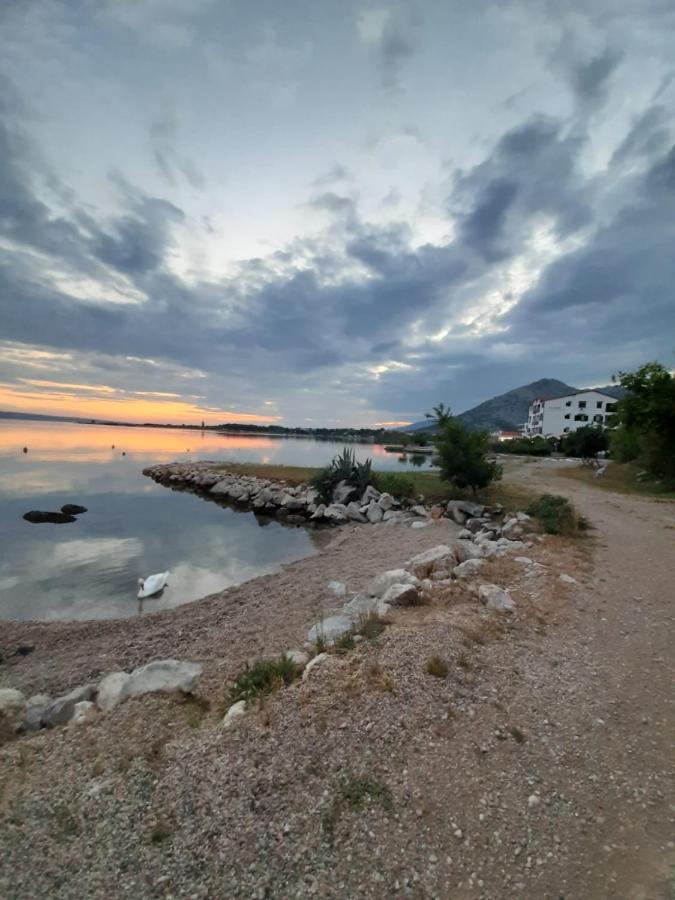 Apartman Atanasov Seline Buitenkant foto